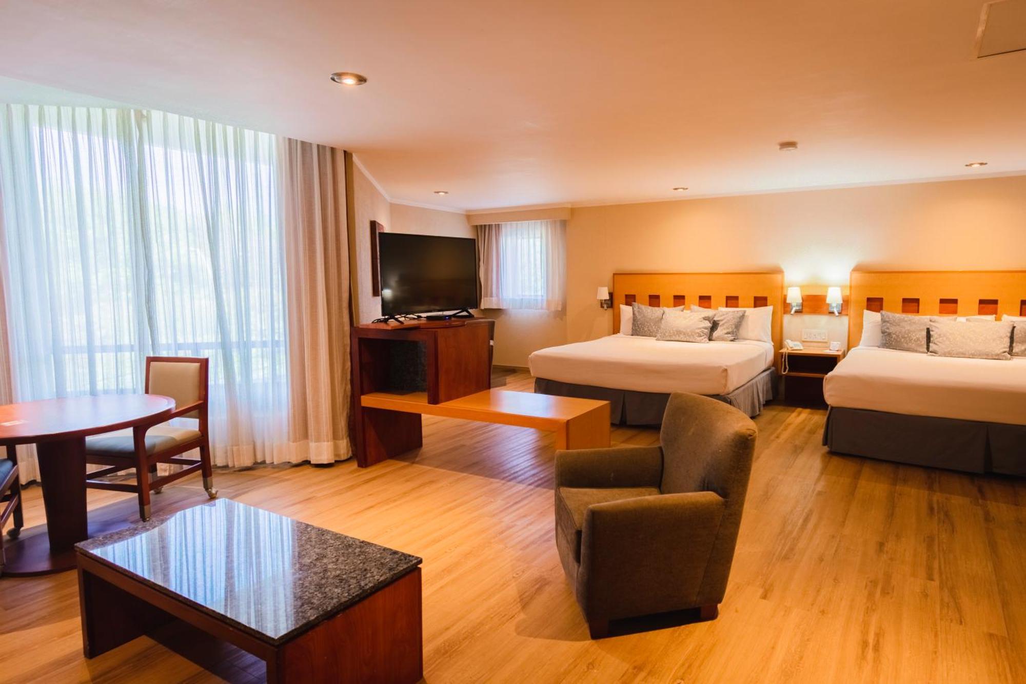 Hotel Mirabel เกเรตาโร ภายนอก รูปภาพ